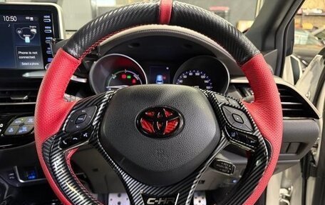 Toyota C-HR I рестайлинг, 2023 год, 1 598 000 рублей, 20 фотография