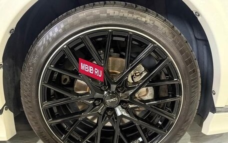 Toyota C-HR I рестайлинг, 2023 год, 1 598 000 рублей, 35 фотография