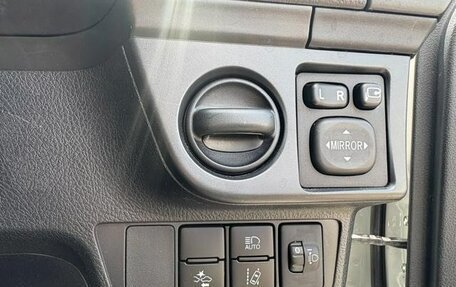 Toyota Corolla, 2018 год, 1 203 000 рублей, 20 фотография