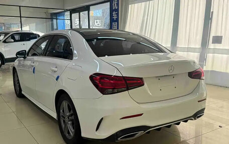 Mercedes-Benz A-Класс, 2021 год, 1 850 000 рублей, 4 фотография