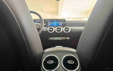 Mercedes-Benz A-Класс, 2021 год, 1 850 000 рублей, 12 фотография