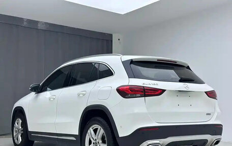 Mercedes-Benz GLA, 2022 год, 2 000 000 рублей, 4 фотография