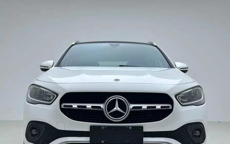 Mercedes-Benz GLA, 2022 год, 2 000 000 рублей, 2 фотография
