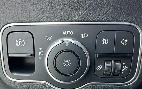 Mercedes-Benz GLA, 2022 год, 2 000 000 рублей, 13 фотография