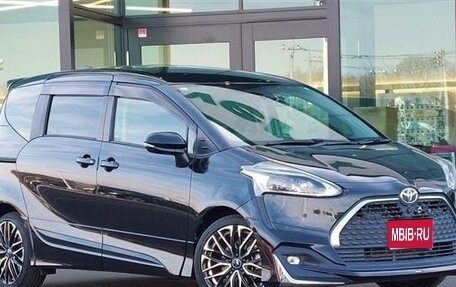 Toyota Sienta II, 2021 год, 1 149 000 рублей, 1 фотография