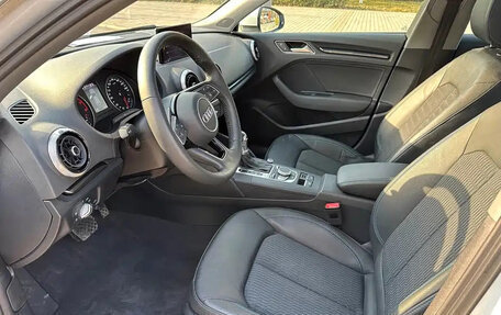 Audi A3, 2018 год, 1 300 000 рублей, 4 фотография