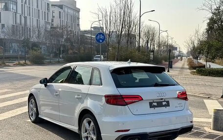 Audi A3, 2018 год, 1 300 000 рублей, 9 фотография