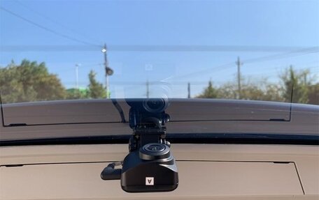 Toyota Roomy I, 2023 год, 36 фотография