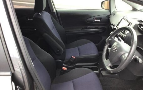 Toyota Wish II, 2016 год, 1 294 000 рублей, 10 фотография