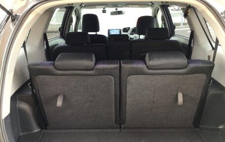 Toyota Wish II, 2016 год, 1 294 000 рублей, 27 фотография