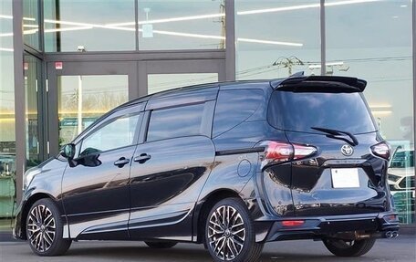 Toyota Sienta II, 2021 год, 1 149 000 рублей, 4 фотография