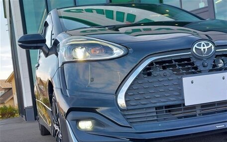 Toyota Sienta II, 2021 год, 1 149 000 рублей, 6 фотография