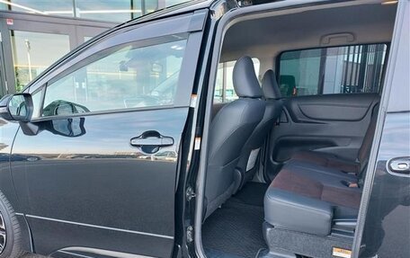 Toyota Sienta II, 2021 год, 1 149 000 рублей, 23 фотография