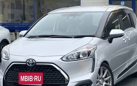 Toyota Sienta II, 2022 год, 1 166 000 рублей, 7 фотография