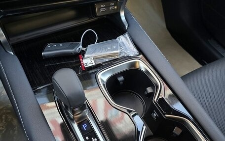 Lexus RX IV рестайлинг, 2025 год, 7 450 000 рублей, 12 фотография