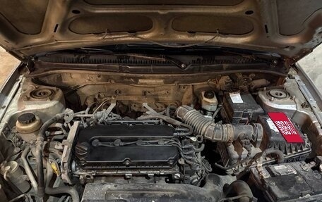 KIA Spectra II (LD), 2004 год, 290 000 рублей, 13 фотография