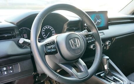 Honda Vezel, 2023 год, 2 050 000 рублей, 8 фотография