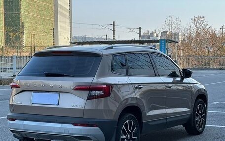 Skoda Karoq I, 2022 год, 1 690 000 рублей, 4 фотография