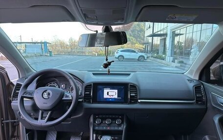 Skoda Karoq I, 2022 год, 1 690 000 рублей, 6 фотография