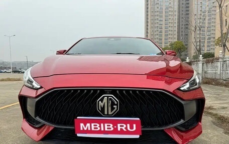 MG 5, 2022 год, 900 000 рублей, 2 фотография