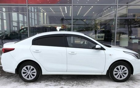 KIA Rio IV, 2018 год, 1 290 000 рублей, 6 фотография