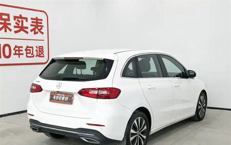 Mercedes-Benz B-Класс, 2021 год, 1 550 000 рублей, 2 фотография