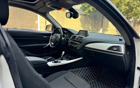 BMW 2 серия F22, 2017 год, 1 750 000 рублей, 10 фотография