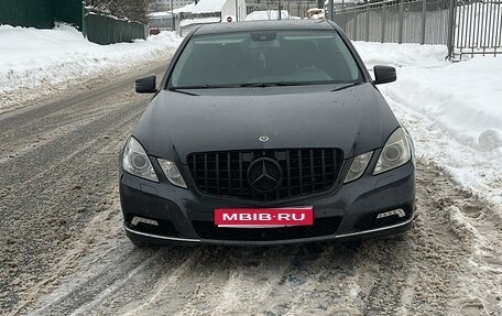 Mercedes-Benz E-Класс, 2010 год, 1 000 000 рублей, 1 фотография