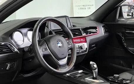 BMW 2 серия F22, 2018 год, 1 450 000 рублей, 12 фотография