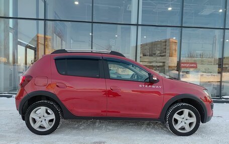 Renault Sandero II рестайлинг, 2017 год, 1 070 000 рублей, 5 фотография