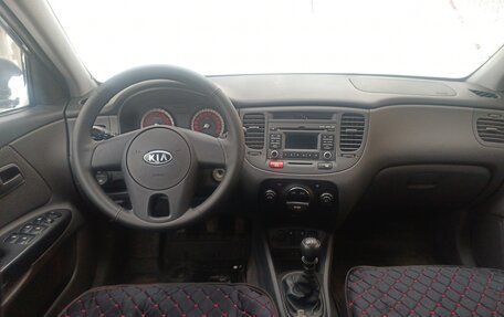 KIA Rio II, 2011 год, 430 000 рублей, 9 фотография