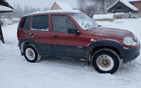 Chevrolet Niva I рестайлинг, 2014 год, 650 000 рублей, 2 фотография