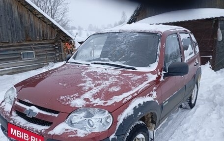 Chevrolet Niva I рестайлинг, 2014 год, 650 000 рублей, 3 фотография