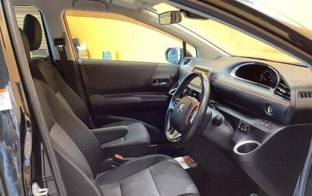 Toyota Sienta II, 2021 год, 1 187 000 рублей, 24 фотография