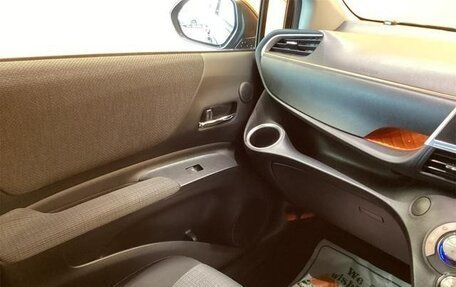 Toyota Sienta II, 2021 год, 1 187 000 рублей, 25 фотография