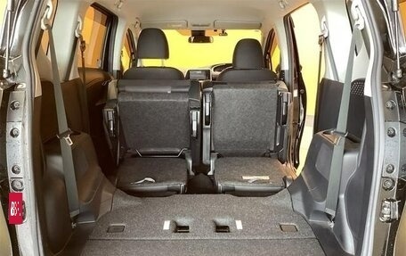 Toyota Sienta II, 2021 год, 1 187 000 рублей, 21 фотография