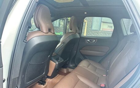 Volvo XC60 II, 2022 год, 3 900 325 рублей, 9 фотография