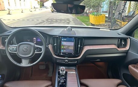 Volvo XC60 II, 2022 год, 3 900 325 рублей, 8 фотография