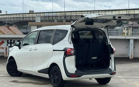 Toyota Sienta II, 2021 год, 1 101 000 рублей, 4 фотография