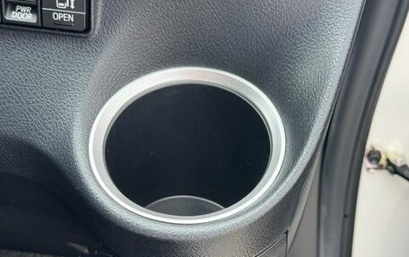 Toyota Sienta II, 2021 год, 1 101 000 рублей, 19 фотография