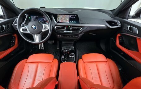 BMW 1 серия, 2021 год, 2 580 000 рублей, 7 фотография