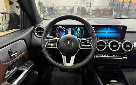 Mercedes-Benz GLB, 2022 год, 1 819 000 рублей, 14 фотография