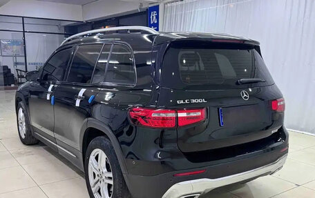 Mercedes-Benz GLB, 2022 год, 1 819 000 рублей, 4 фотография