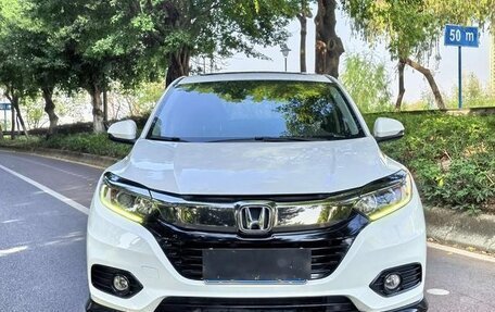 Honda Vezel, 2021 год, 1 400 000 рублей, 2 фотография