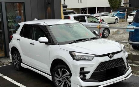 Toyota Raize I, 2022 год, 1 212 000 рублей, 2 фотография