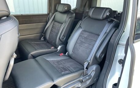 Honda Stepwgn, 2022 год, 2 318 000 рублей, 20 фотография