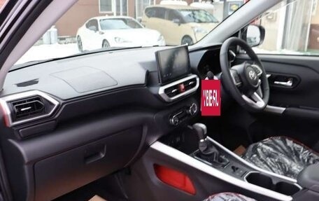 Toyota Raize I, 2022 год, 1 205 000 рублей, 10 фотография