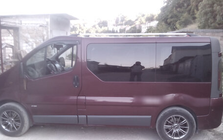 Opel Vivaro A рестайлинг, 2004 год, 1 250 000 рублей, 2 фотография