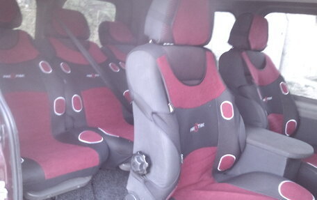 Opel Vivaro A рестайлинг, 2004 год, 1 250 000 рублей, 22 фотография