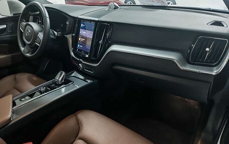 Volvo XC60 II, 2024 год, 4 320 325 рублей, 11 фотография